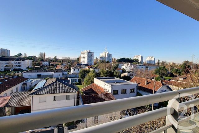Appartement à vendre - 2 pièces - 47.5 m2 - MERIGNAC - 33 - AQUITAINE - Century 21 A.C.O.