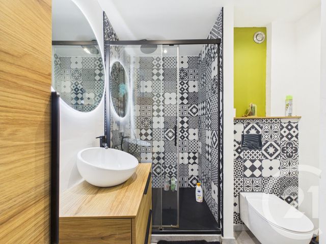 Appartement T4 à vendre - 4 pièces - 65.38 m2 - VILLENAVE D ORNON - 33 - AQUITAINE - Century 21 A.C.O.