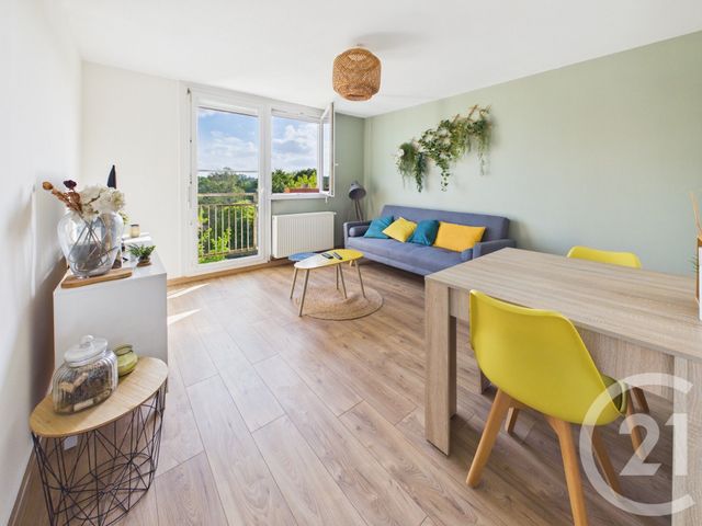 Appartement T4 à vendre - 4 pièces - 65.38 m2 - VILLENAVE D ORNON - 33 - AQUITAINE - Century 21 A.C.O.