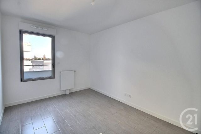 Appartement F3 à vendre - 3 pièces - 67.0 m2 - MERIGNAC - 33 - AQUITAINE - Century 21 A.C.O.