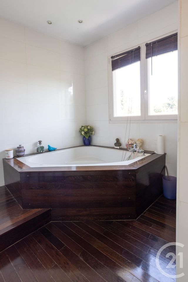 Afficher la photo en grand maison à vendre - 5 pièces - 146.41 m2 - MERIGNAC - 33 - AQUITAINE - Century 21 A.C.O.