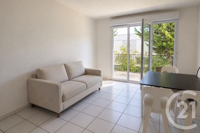 Appartement F3 à vendre - 3 pièces - 65.38 m2 - MERIGNAC - 33 - AQUITAINE - Century 21 A.C.O.