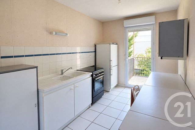 Appartement F3 à vendre - 3 pièces - 65.38 m2 - MERIGNAC - 33 - AQUITAINE - Century 21 A.C.O.