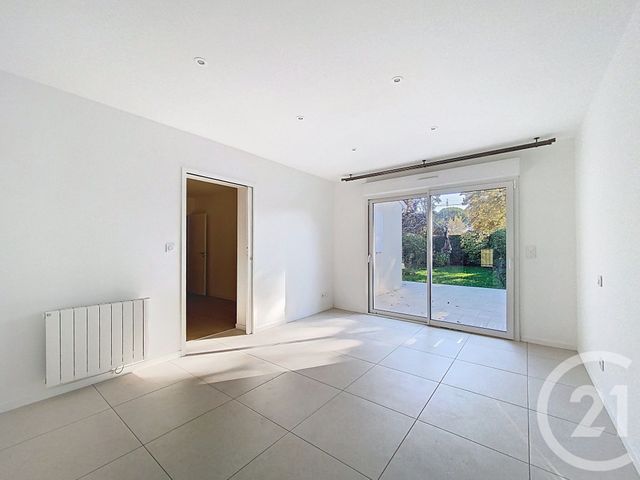 Afficher la photo en grand maison à vendre - 3 pièces - 97.0 m2 - MERIGNAC - 33 - AQUITAINE - Century 21 A.C.O.