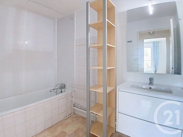 Appartement F2 à vendre - 2 pièces - 51.0 m2 - MERIGNAC - 33 - AQUITAINE - Century 21 A.C.O.