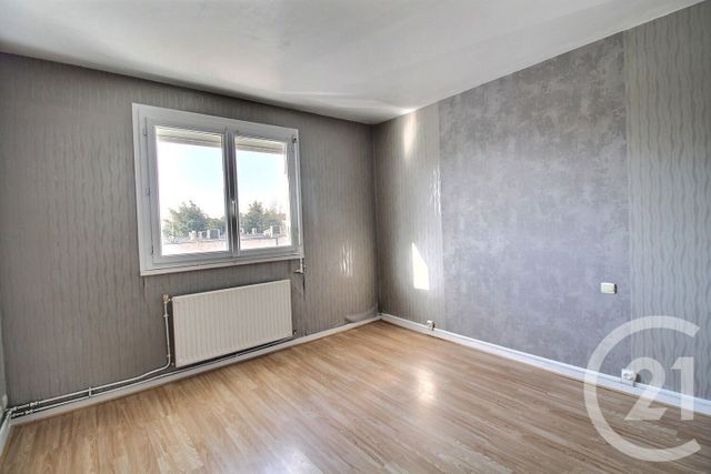 Appartement à louer - 3 pièces - 76.04 m2 - LORMONT - 33 - AQUITAINE - Century 21 A.C.O.