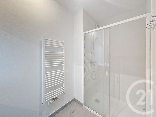 Appartement F3 à louer - 3 pièces - 65.0 m2 - MERIGNAC - 33 - AQUITAINE - Century 21 A.C.O.
