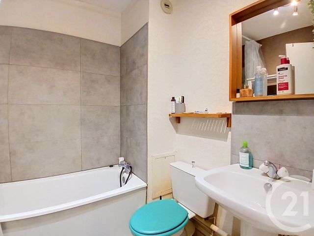 Appartement F2 à vendre - 2 pièces - 47.0 m2 - MERIGNAC - 33 - AQUITAINE - Century 21 A.C.O.