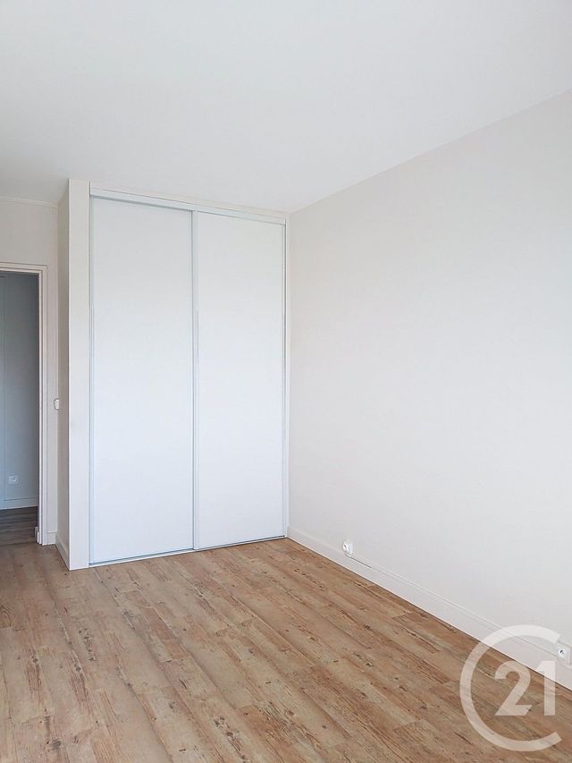 Appartement F4 à vendre - 4 pièces - 75.0 m2 - MERIGNAC - 33 - AQUITAINE - Century 21 A.C.O.