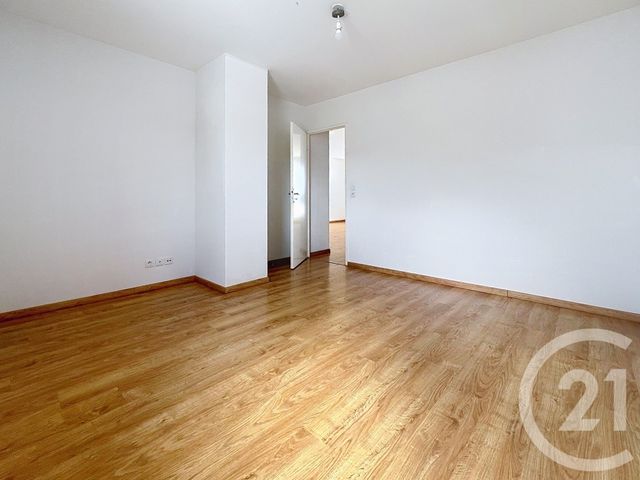 Appartement F3 à vendre - 3 pièces - 57.38 m2 - MERIGNAC - 33 - AQUITAINE - Century 21 A.C.O.