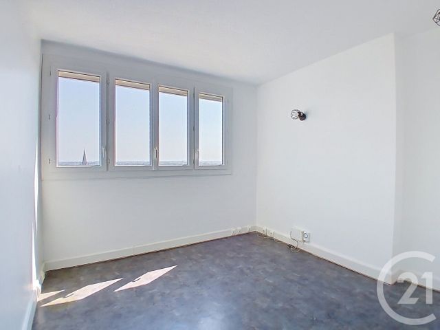 Appartement T4 à vendre - 4 pièces - 77.22 m2 - MERIGNAC - 33 - AQUITAINE - Century 21 A.C.O.