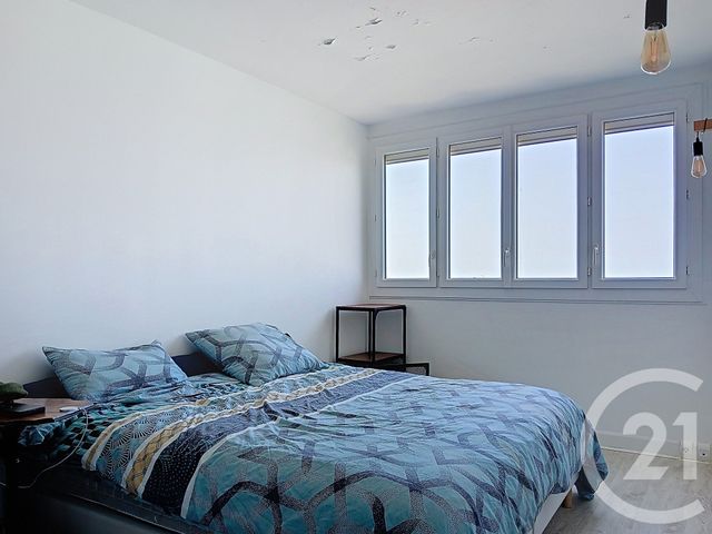 Appartement T4 à vendre - 4 pièces - 77.22 m2 - MERIGNAC - 33 - AQUITAINE - Century 21 A.C.O.