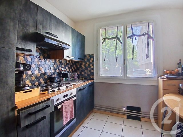 Appartement T3 à vendre - 3 pièces - 56.0 m2 - MERIGNAC - 33 - AQUITAINE - Century 21 A.C.O.