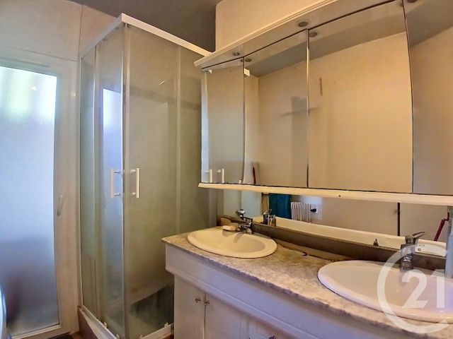 Appartement T3 à vendre - 3 pièces - 56.0 m2 - MERIGNAC - 33 - AQUITAINE - Century 21 A.C.O.