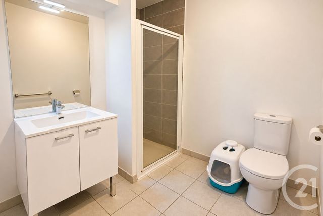 Appartement F2 à vendre - 2 pièces - 41.9 m2 - MERIGNAC - 33 - AQUITAINE - Century 21 A.C.O.