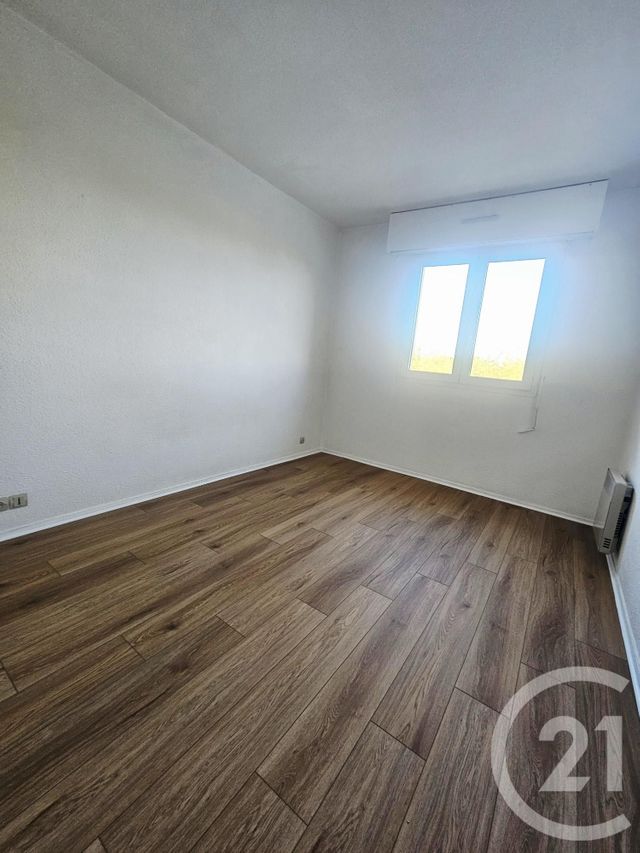 Appartement F3 à louer - 3 pièces - 62.61 m2 - MERIGNAC - 33 - AQUITAINE - Century 21 A.C.O.