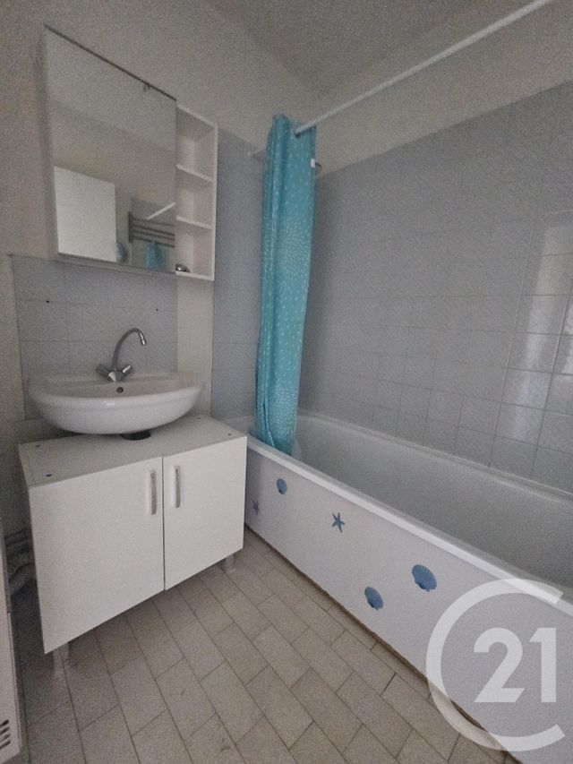Appartement F3 à louer - 3 pièces - 62.61 m2 - MERIGNAC - 33 - AQUITAINE - Century 21 A.C.O.