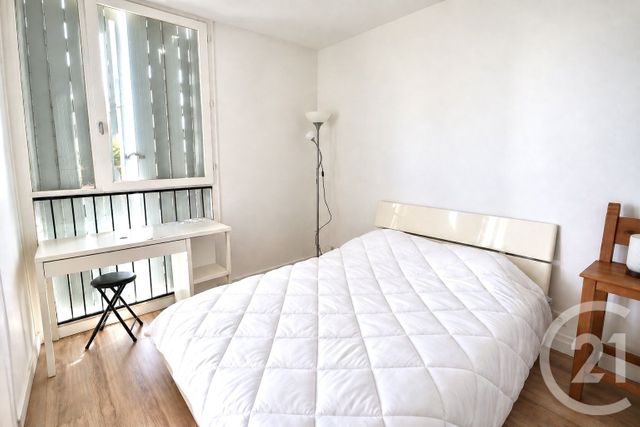 Appartement T4 à vendre - 4 pièces - 70.28 m2 - MERIGNAC - 33 - AQUITAINE - Century 21 A.C.O.