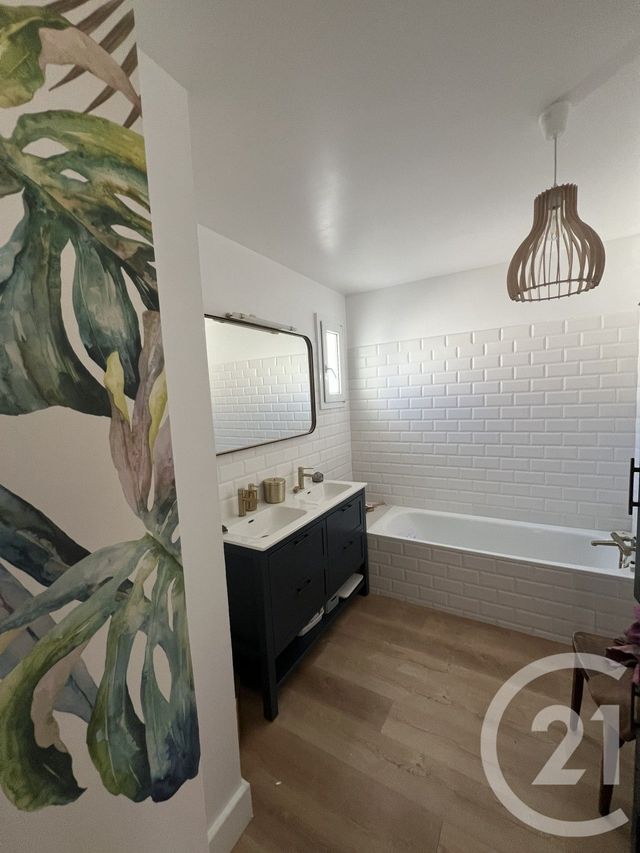 Appartement F3 à vendre - 3 pièces - 66.85 m2 - MERIGNAC - 33 - AQUITAINE - Century 21 A.C.O.