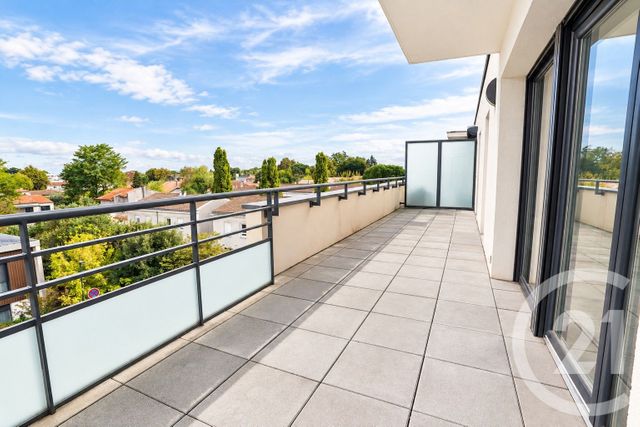 Appartement F2 à vendre - 2 pièces - 45.21 m2 - MERIGNAC - 33 - AQUITAINE - Century 21 A.C.O.
