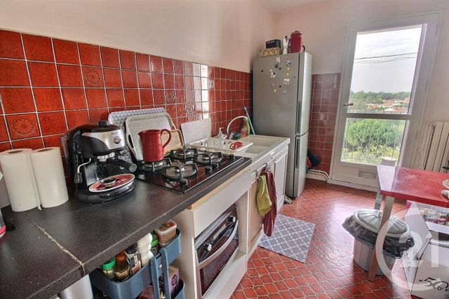 Afficher la photo en grand Appartement F3 à louer - 3 pièces - 56.42 m2 - BORDEAUX - 33 - AQUITAINE - Century 21 A.C.O.