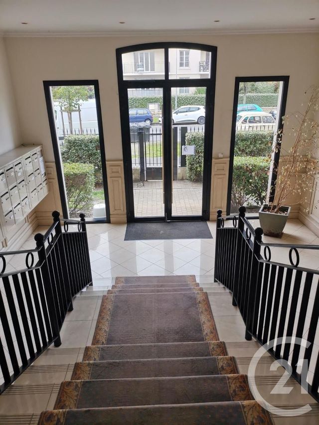 Appartement F2 à vendre - 2 pièces - 54.51 m2 - BORDEAUX - 33 - AQUITAINE - Century 21 A.C.O. Appartement F2 à vendre - 2 pièces - 54.51 m2 - BORDEAUX - 33 - AQUITAINE - Century 21 A.C.O.