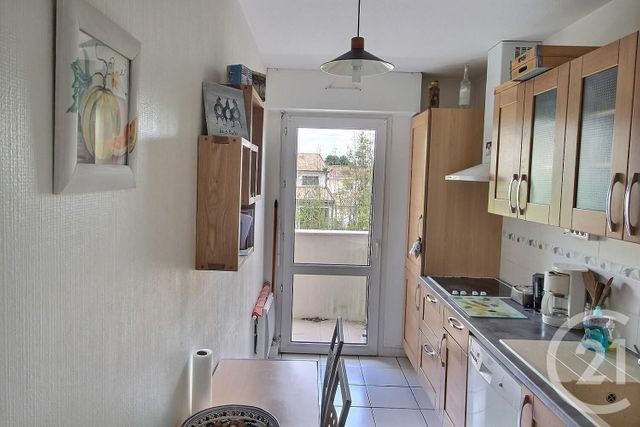 Afficher la photo en grand Appartement F3 à vendre - 3 pièces - 62.96 m2 - MERIGNAC - 33 - AQUITAINE - Century 21 A.C.O.