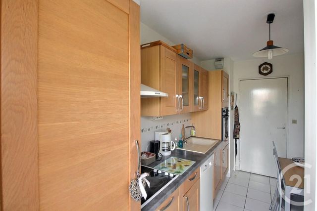 Afficher la photo en grand Appartement F3 à vendre - 3 pièces - 62.96 m2 - MERIGNAC - 33 - AQUITAINE - Century 21 A.C.O.