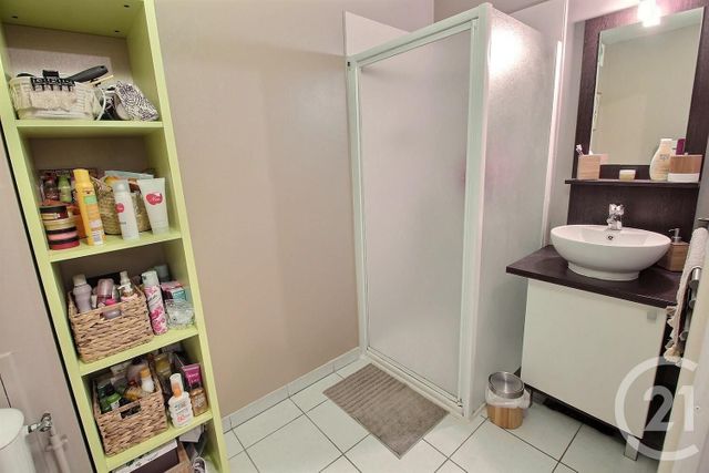 Afficher la photo en grand Appartement F2 à vendre - 2 pièces - 37.02 m2 - MERIGNAC - 33 - AQUITAINE - Century 21 A.C.O.