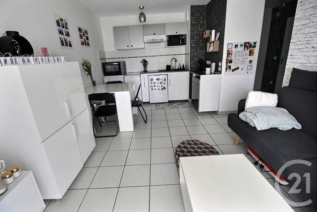 Afficher la photo en grand Appartement F2 à vendre - 2 pièces - 37.02 m2 - MERIGNAC - 33 - AQUITAINE - Century 21 A.C.O.