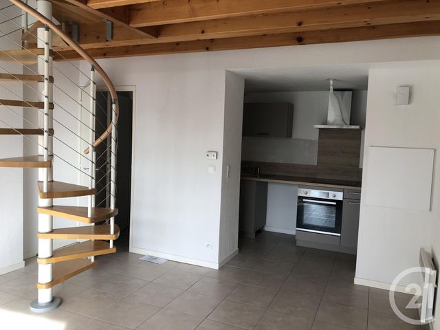 Appartement Duplex à vendre - 2 pièces - 47.43 m2 - MERIGNAC - 33 - AQUITAINE - Century 21 A.C.O. Appartement Duplex à vendre - 2 pièces - 47.43 m2 - MERIGNAC - 33 - AQUITAINE - Century 21 A.C.O.