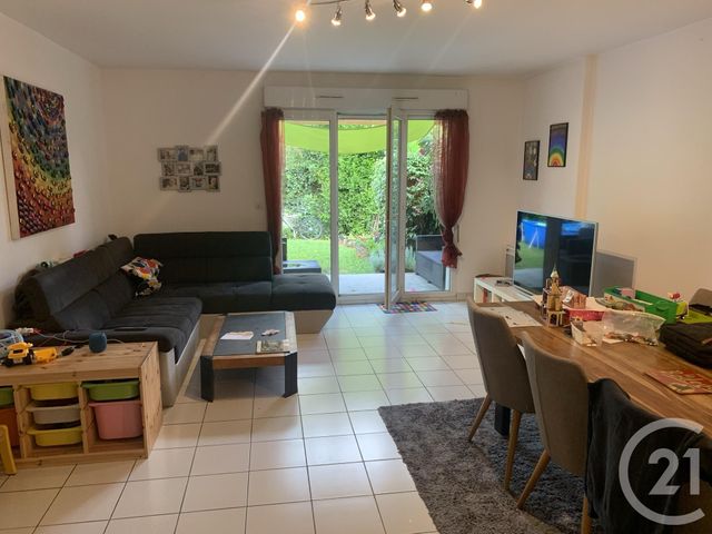 maison à vendre - 4 pièces - 86.1 m2 - CENON - 33 - AQUITAINE - Century 21 A.C.O. maison à vendre - 4 pièces - 86.1 m2 - CENON - 33 - AQUITAINE - Century 21 A.C.O.
