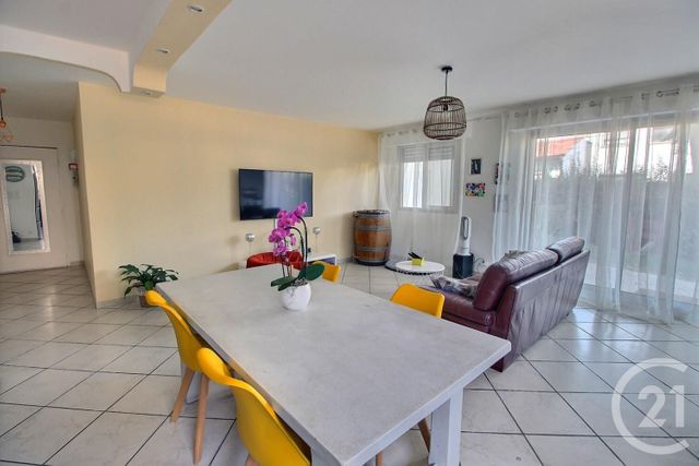 Afficher la photo en grand Appartement F4 à vendre - 4 pièces - 86.0 m2 - MERIGNAC - 33 - AQUITAINE - Century 21 A.C.O.