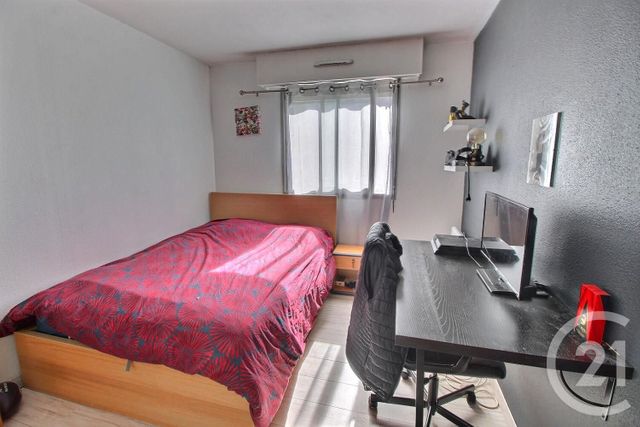 Afficher la photo en grand Appartement F4 à vendre - 4 pièces - 86.0 m2 - MERIGNAC - 33 - AQUITAINE - Century 21 A.C.O.