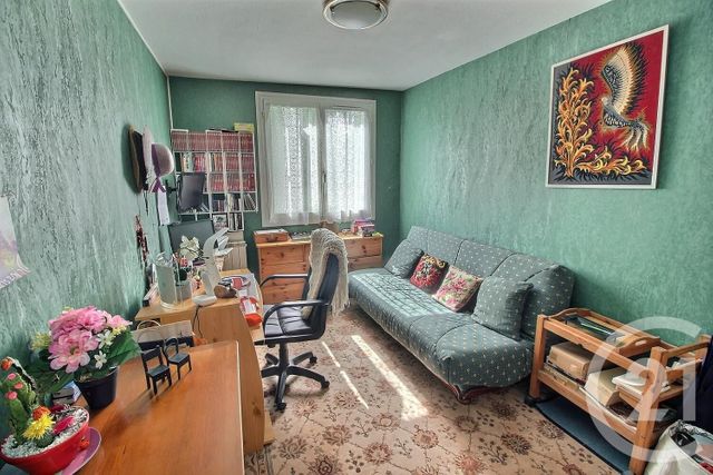 Afficher la photo en grand Appartement T3 à vendre - 3 pièces - 68.74 m2 - MERIGNAC - 33 - AQUITAINE - Century 21 A.C.O.