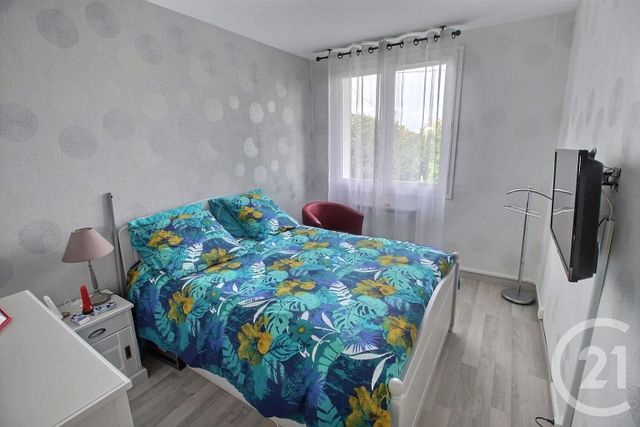 Afficher la photo en grand Appartement T3 à vendre - 3 pièces - 68.74 m2 - MERIGNAC - 33 - AQUITAINE - Century 21 A.C.O.