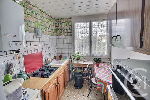 Afficher la photo en grand Appartement T3 à vendre - 3 pièces - 68.74 m2 - MERIGNAC - 33 - AQUITAINE - Century 21 A.C.O.