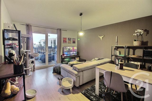 Appartement F2 à vendre - 2 pièces - 41.97 m2 - MERIGNAC - 33 - AQUITAINE - Century 21 A.C.O.